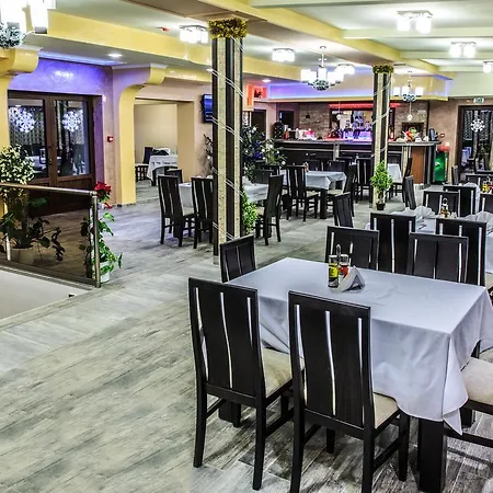 Nikol Hotel