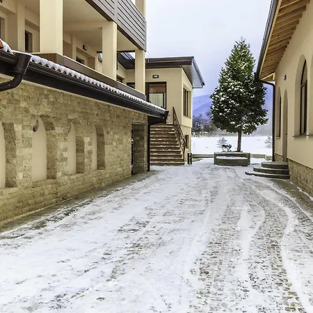 Nikol Отель Долна-Баня