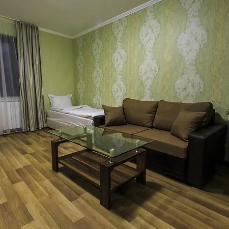 Hotel Nikol 2*